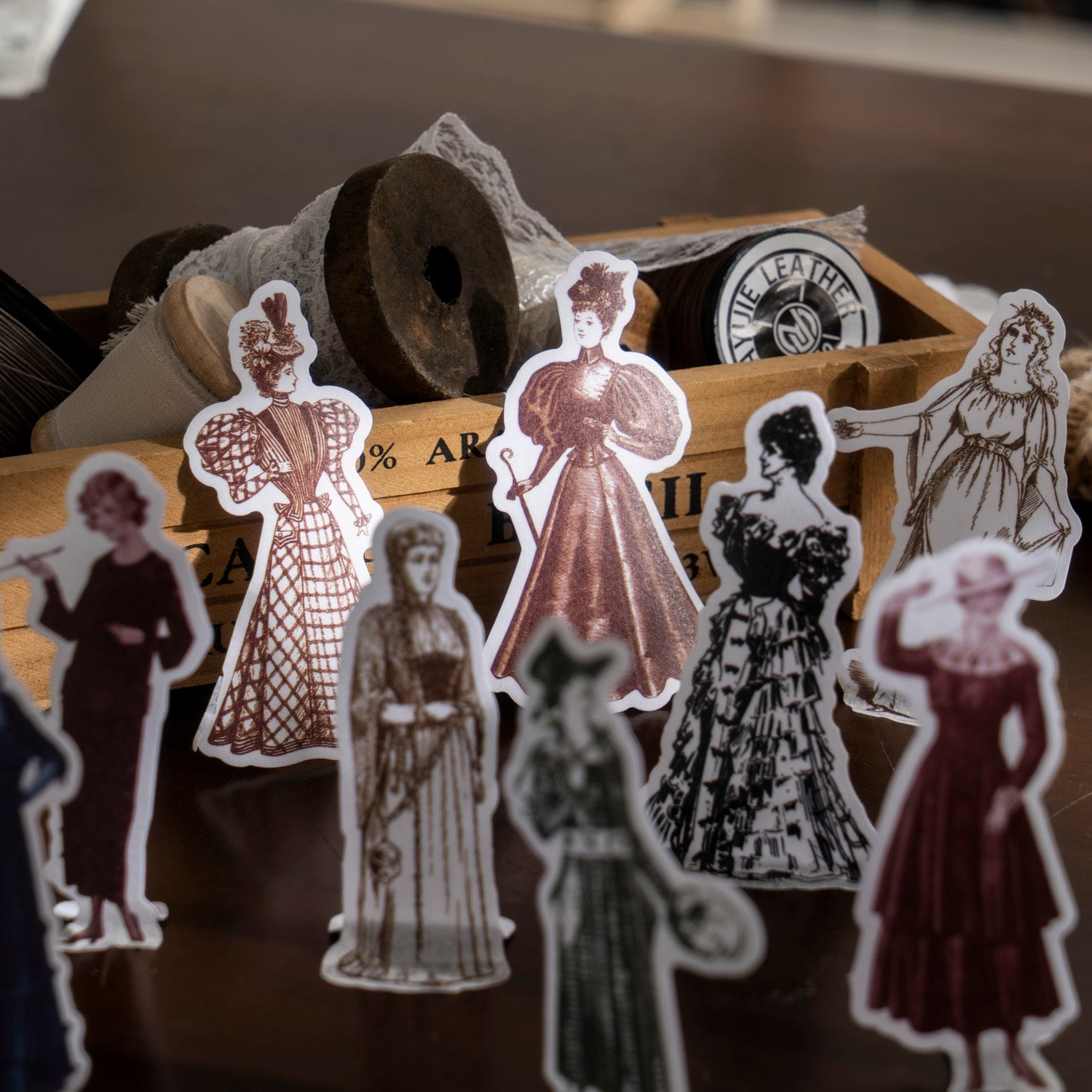 "European Vintage Ladies Paper Collection - Mixed Media Craft Pack"