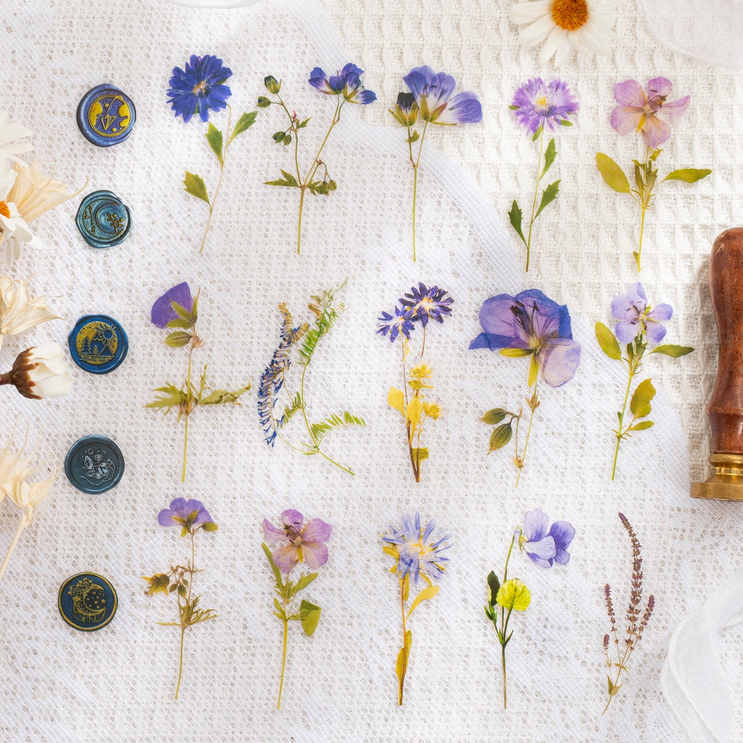 Vintage botanical wax seal stickers - letter seals and journal decoration
